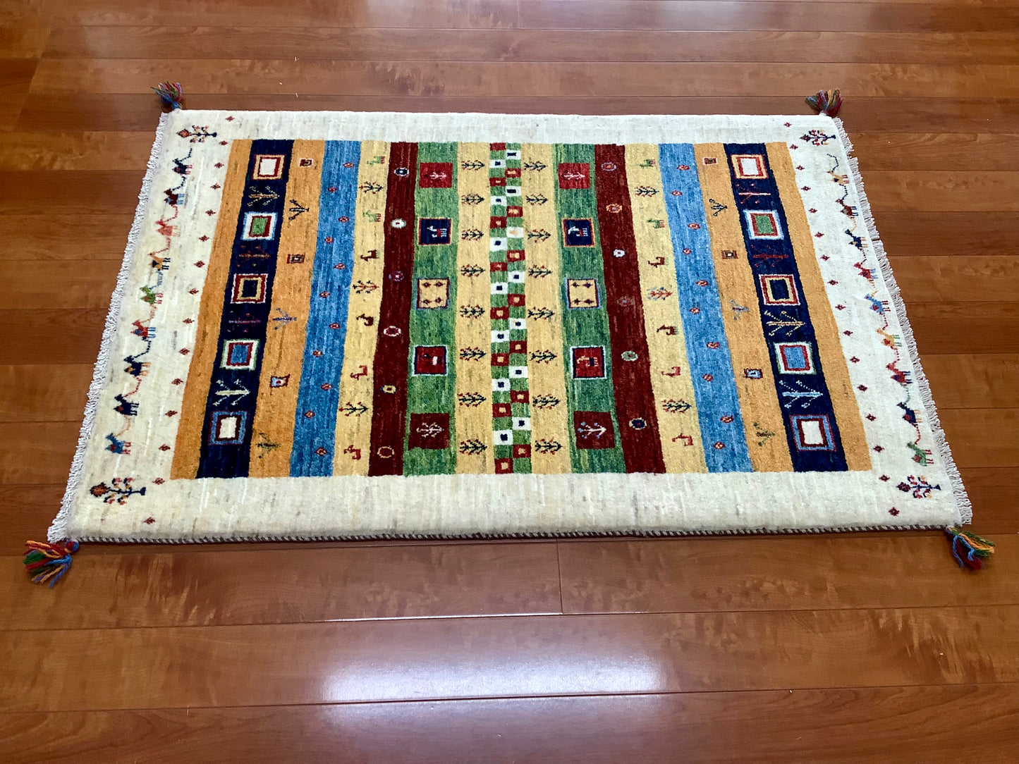 【オンライン限定】カシュクリ 122cm x 84cm RJ7843
