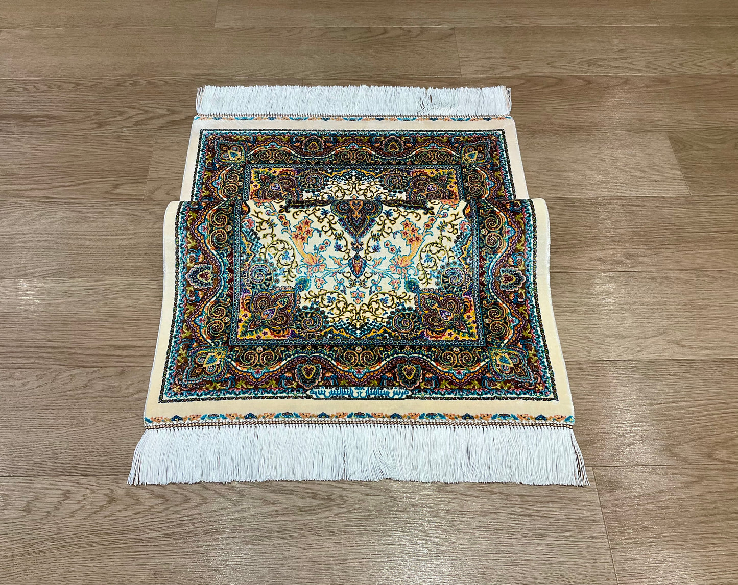 ペルシャンシルク 90cm x 60cm PS10809