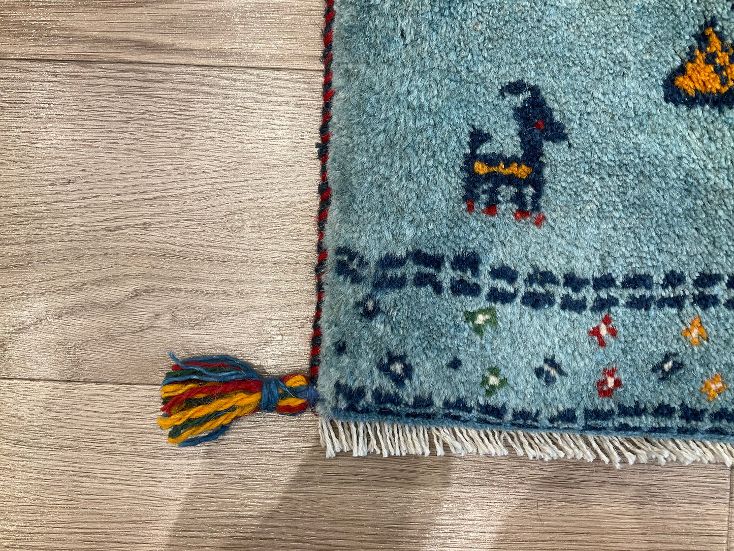 ギャッベ 43cm x 40cm Z49