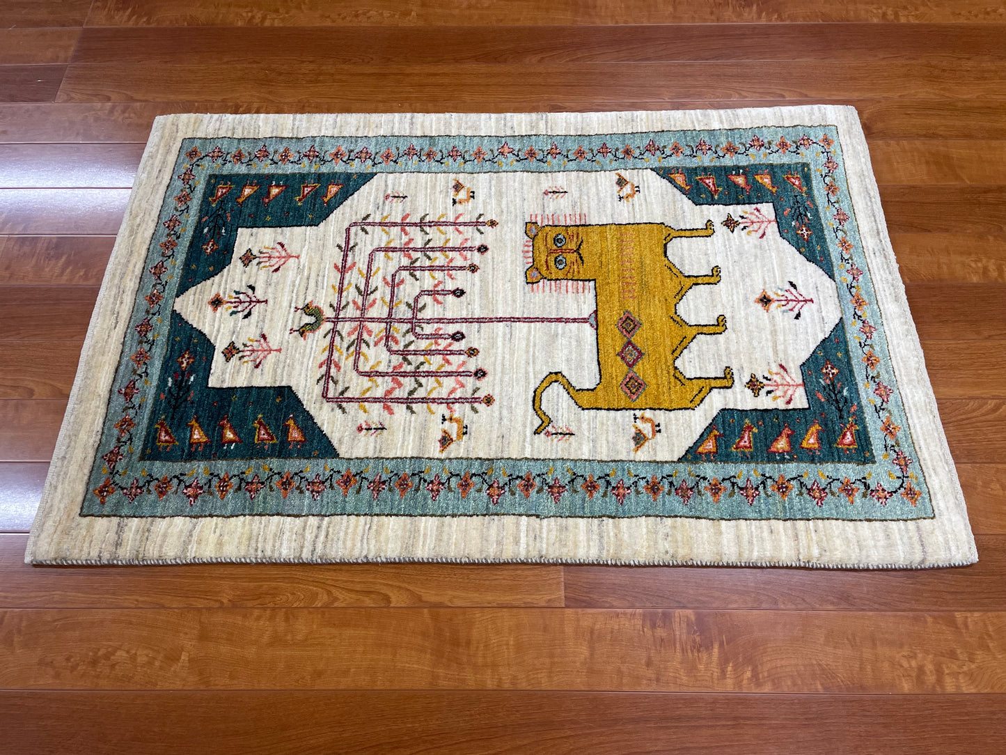 【オンライン限定】カシュクリギャッベ 125cm x 81cm RJ17288
