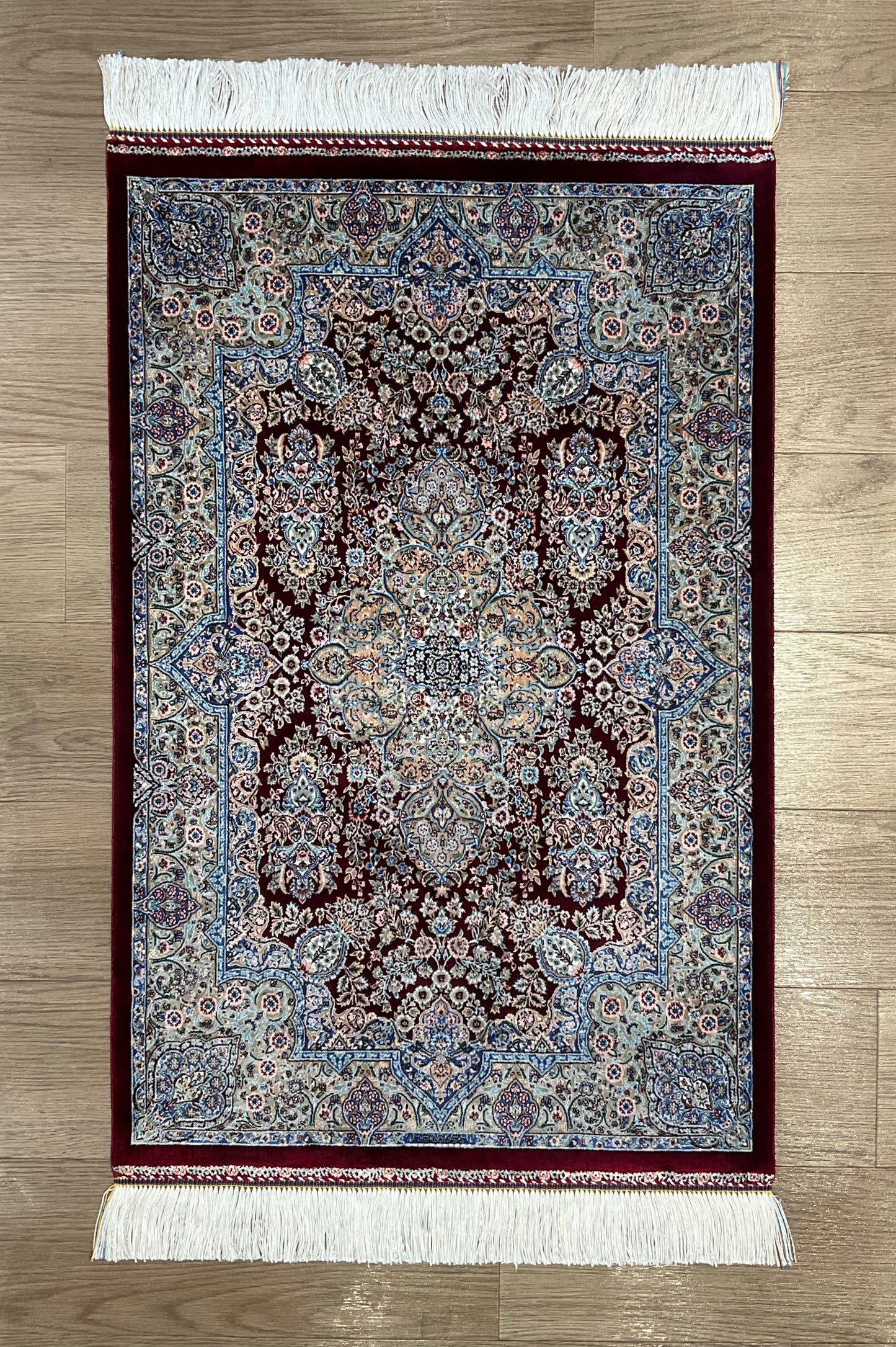 ペルシャンシルク 90cm x 60cm PS4344