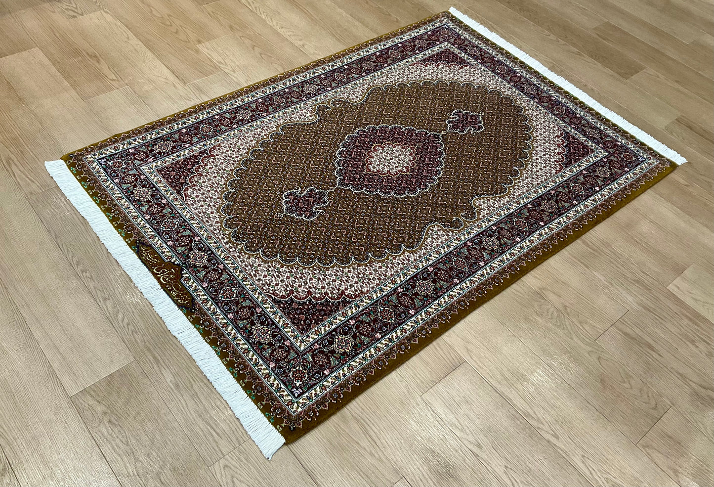 タブリーズ アブドラーヒ工房 160cm x 108cm PS11054