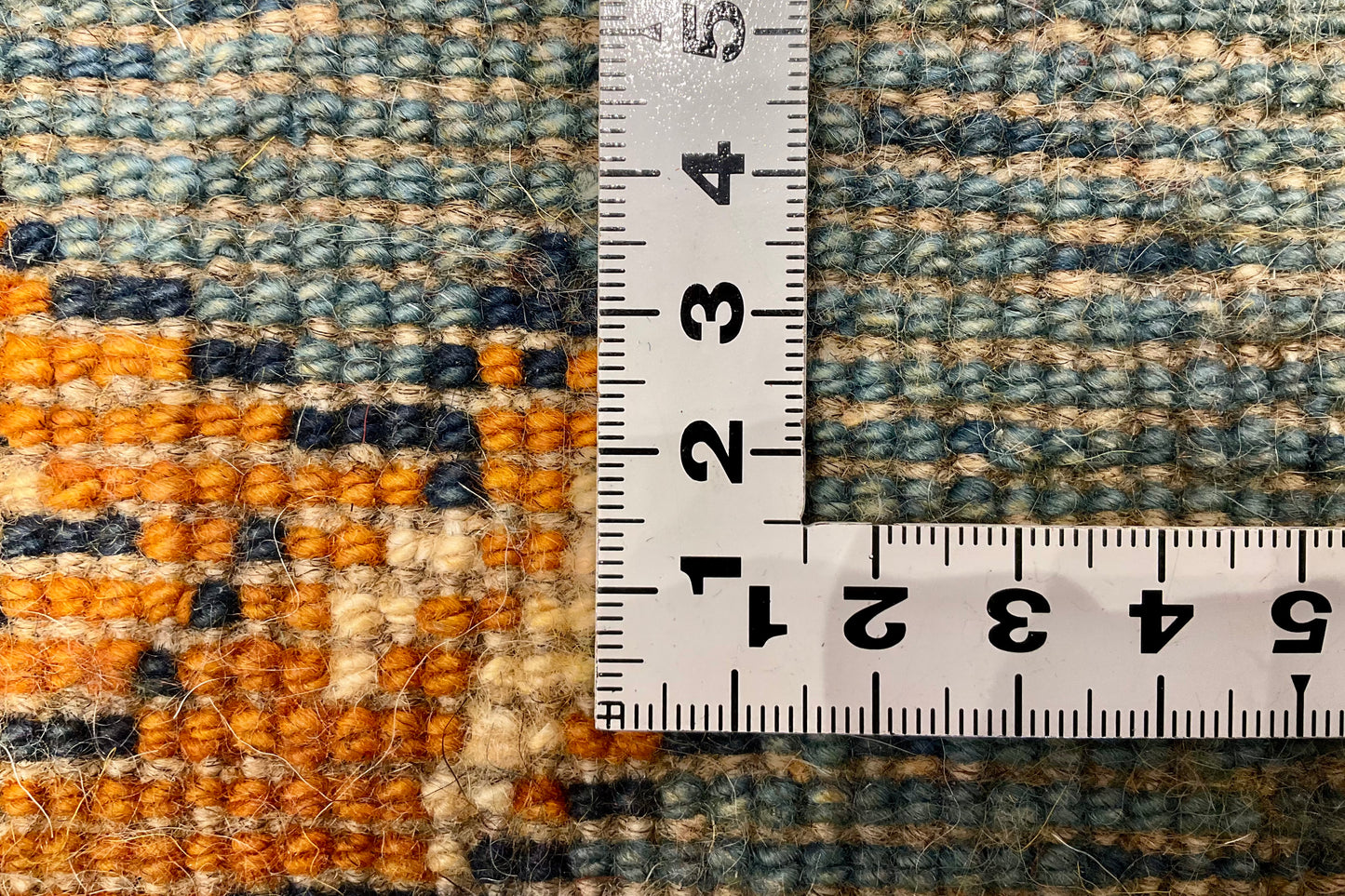 ギャッベ 44cm x 39cm Z827