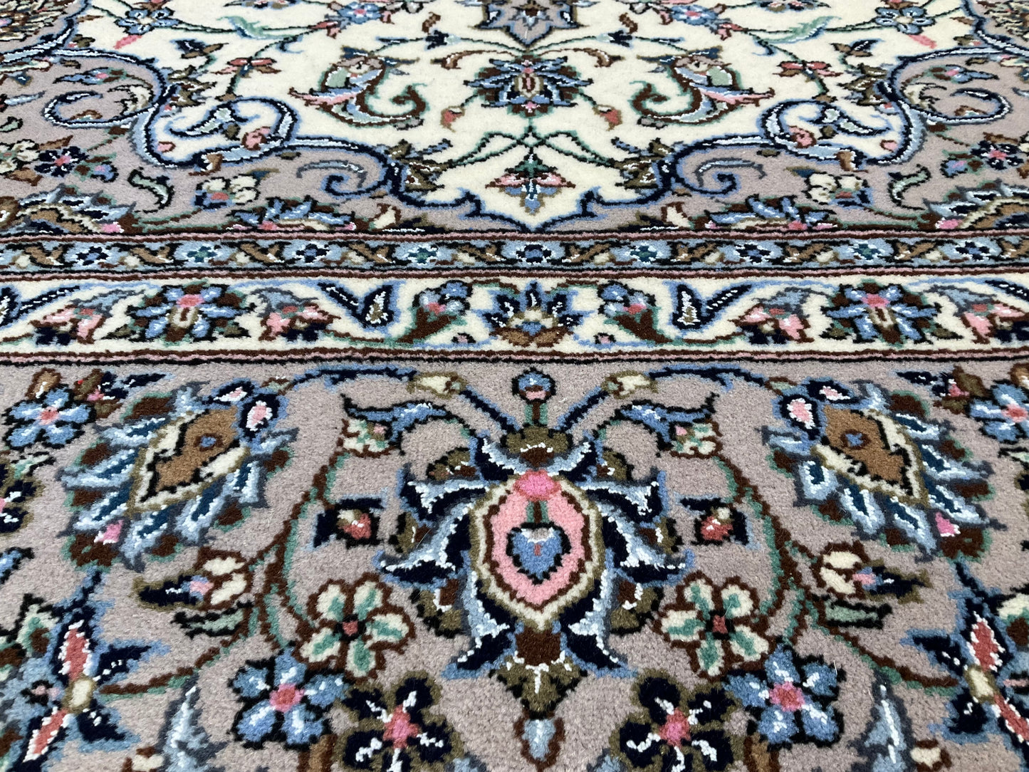 カシャーン (カシャン) 255cm x 207cm JM593
