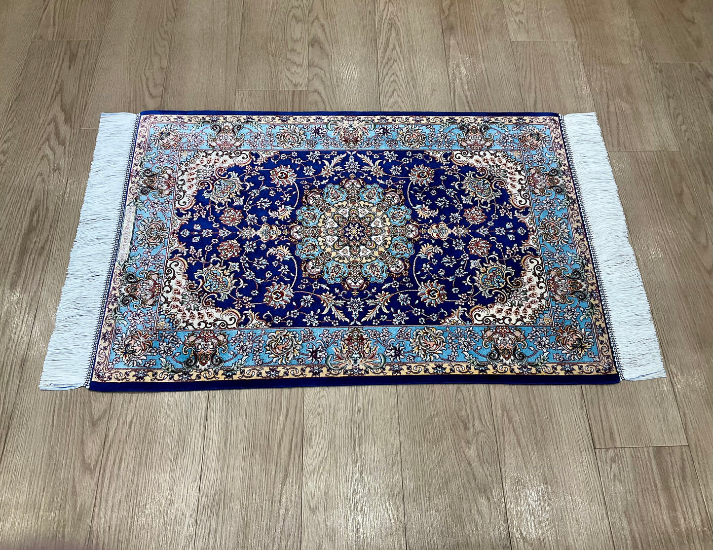 ペルシャンシルク 90cm x 60cm PS10731