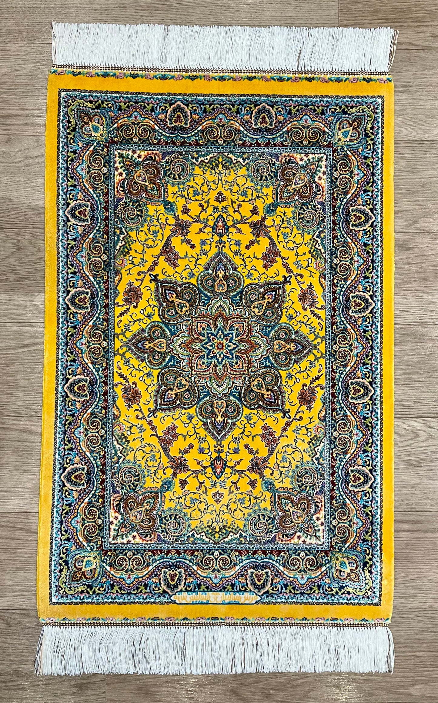 ペルシャンシルク 90cm x 60cm PS10940