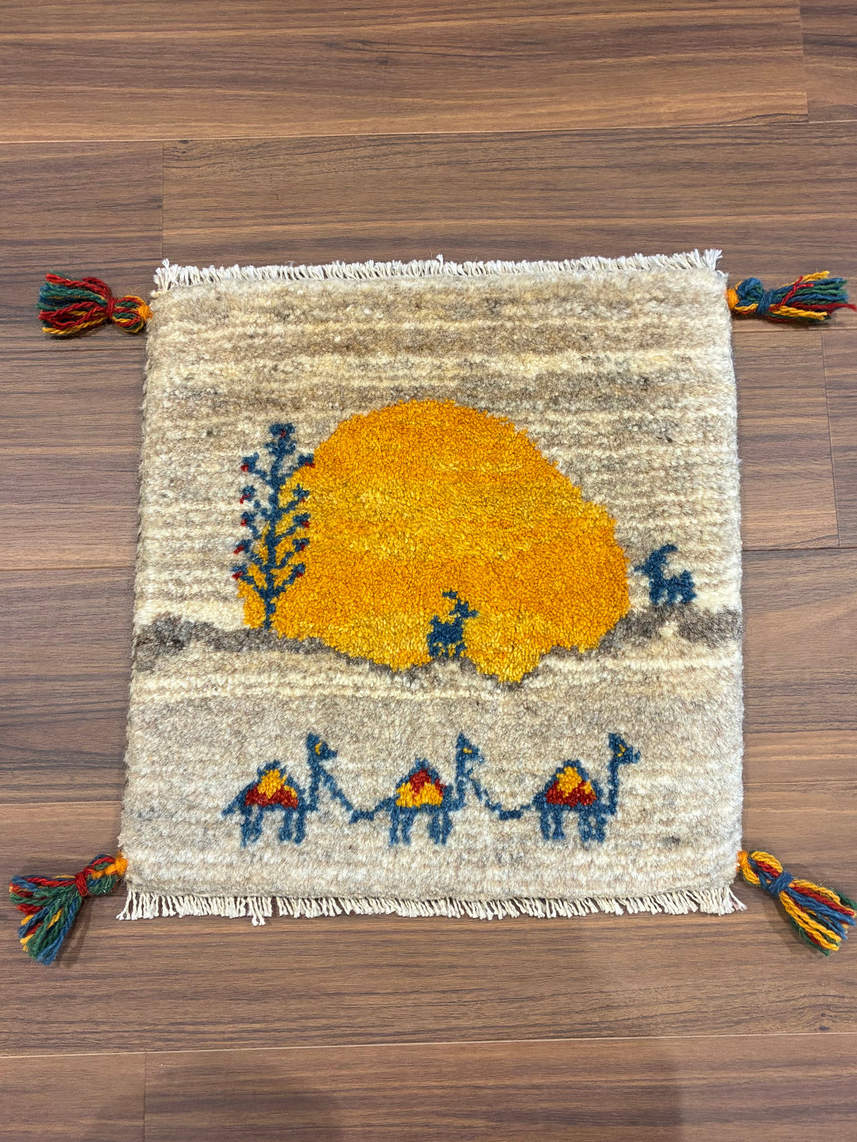 【千葉店】ギャッベ 39cm x 40cm Z3054