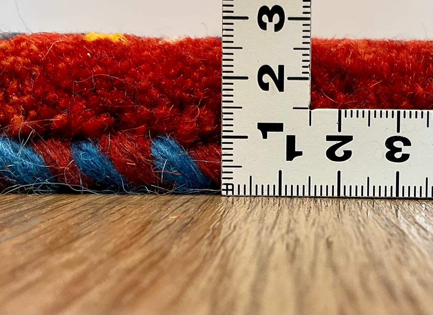 ギャッベ 40cm x 42cm Z2072