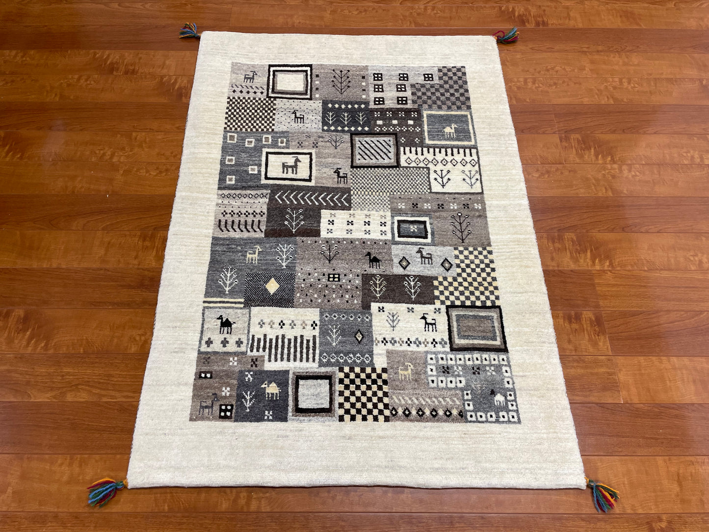 【オンライン限定】カシュクリギャッベ 125cm x 88cm RJ12461