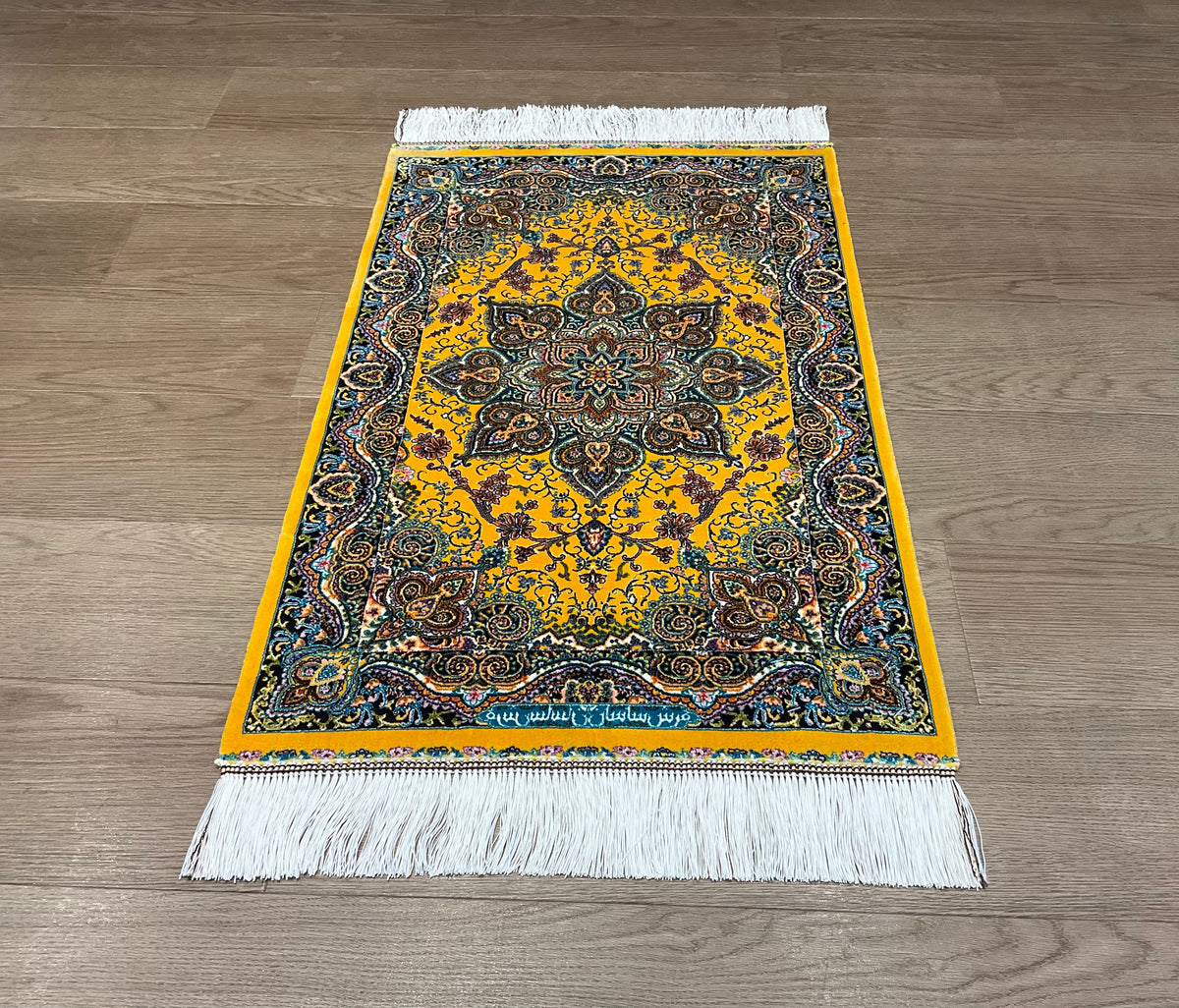 【福岡店】ペルシャンシルク 80cm x 50cm PS13957