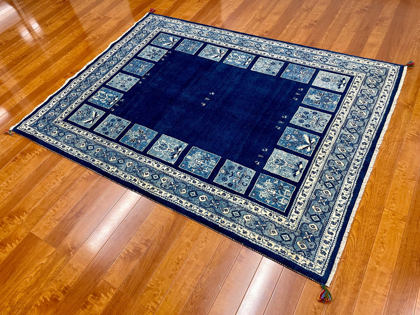 【オンライン限定】カシュクリ 213cm x 160cm RJ11846