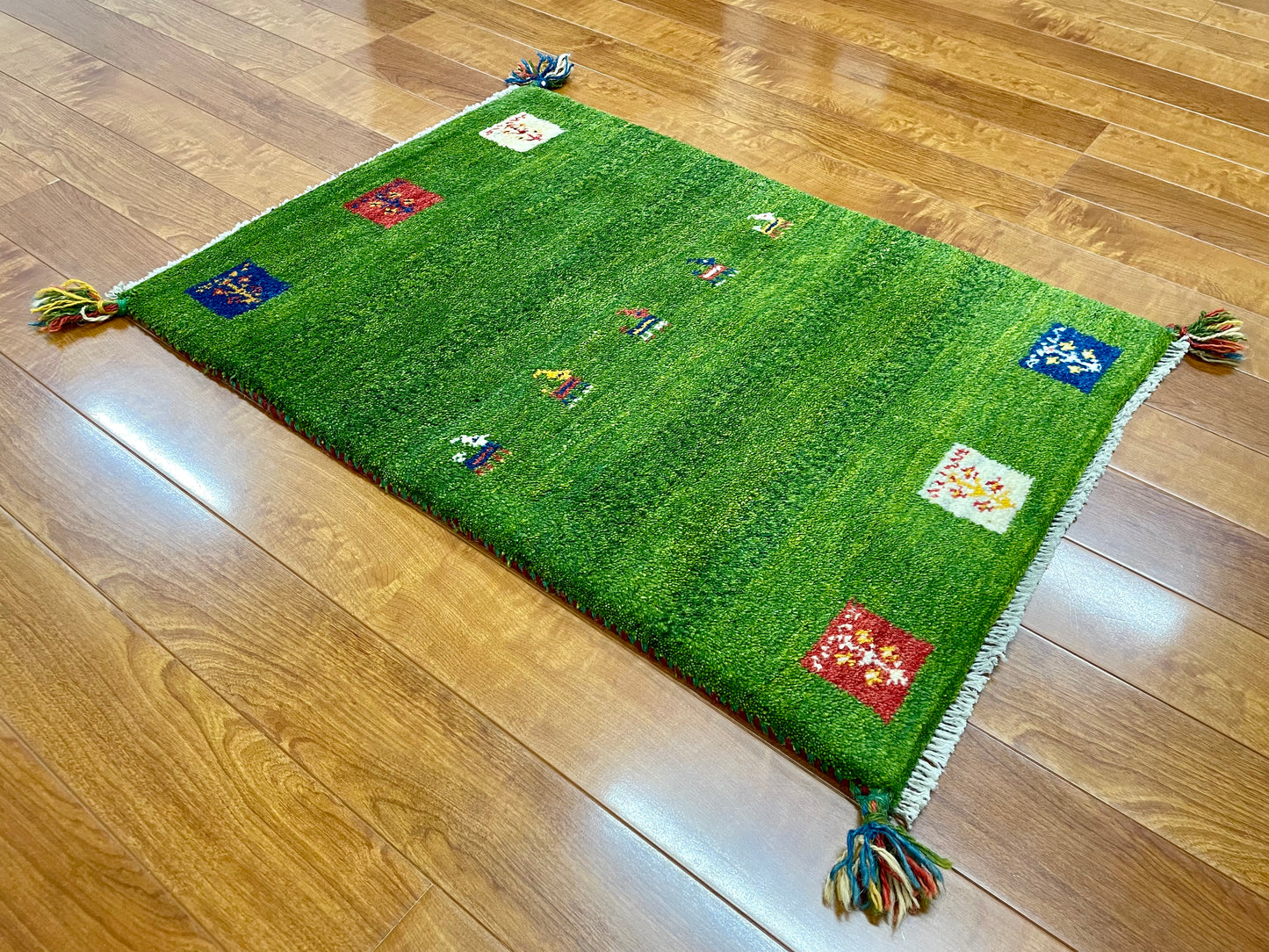 【オンライン限定】ギャッベ 86cm x 60cm RJ1620
