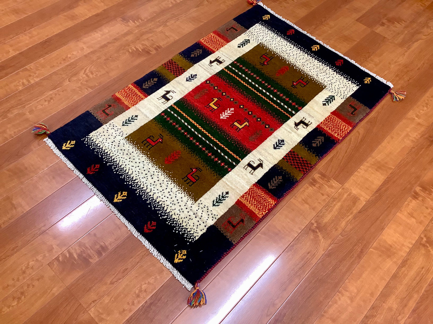 【オンライン限定】ギャッベ アマレバフト 127cm x 80cm RJ8737