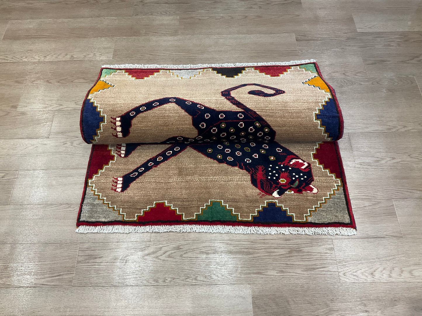 シラーズ 146cm x 104cm RJ14045