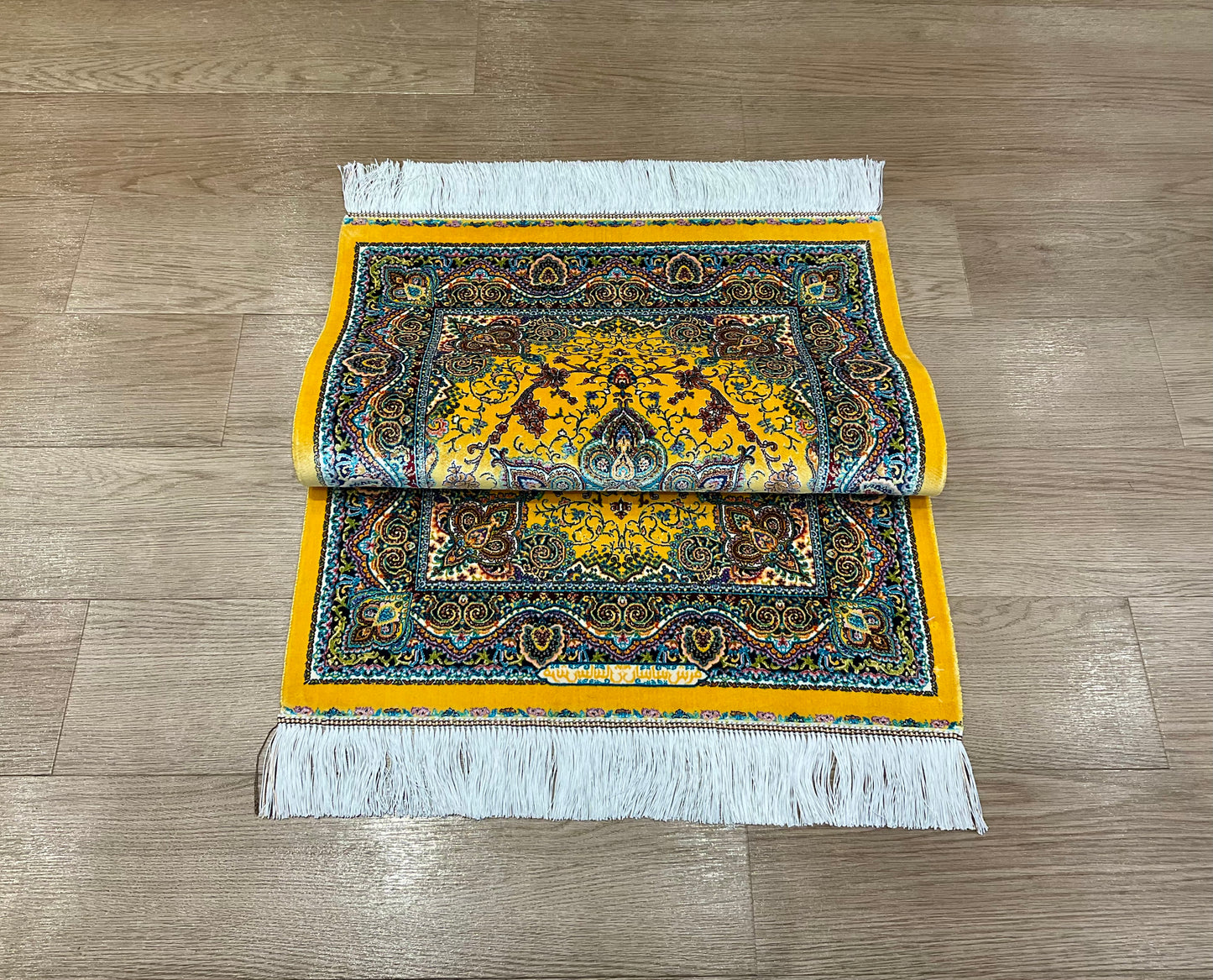 ペルシャンシルク 90cm x 60cm PS10887