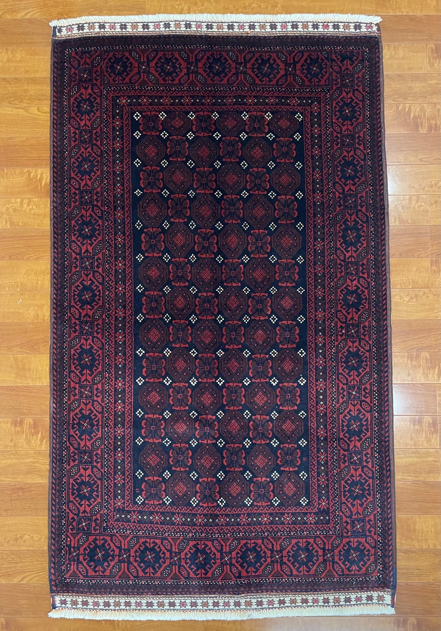 【オンライン限定】バルーチ 177cm x 105cm PS7083