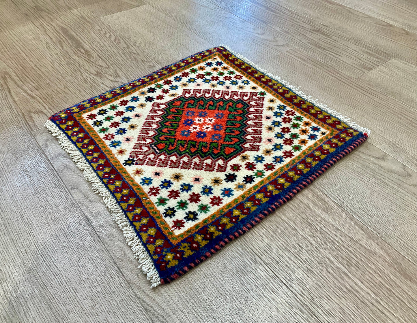 ヤラメ 41cm x 41cm PS12064