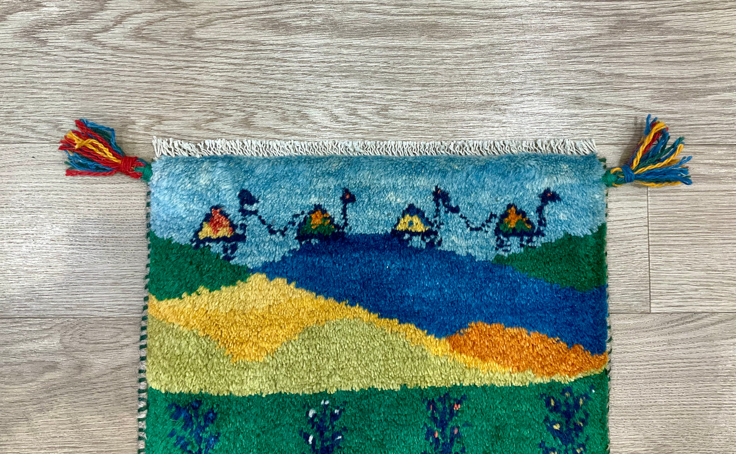 ギャッベ 41cm x 37cm Z913