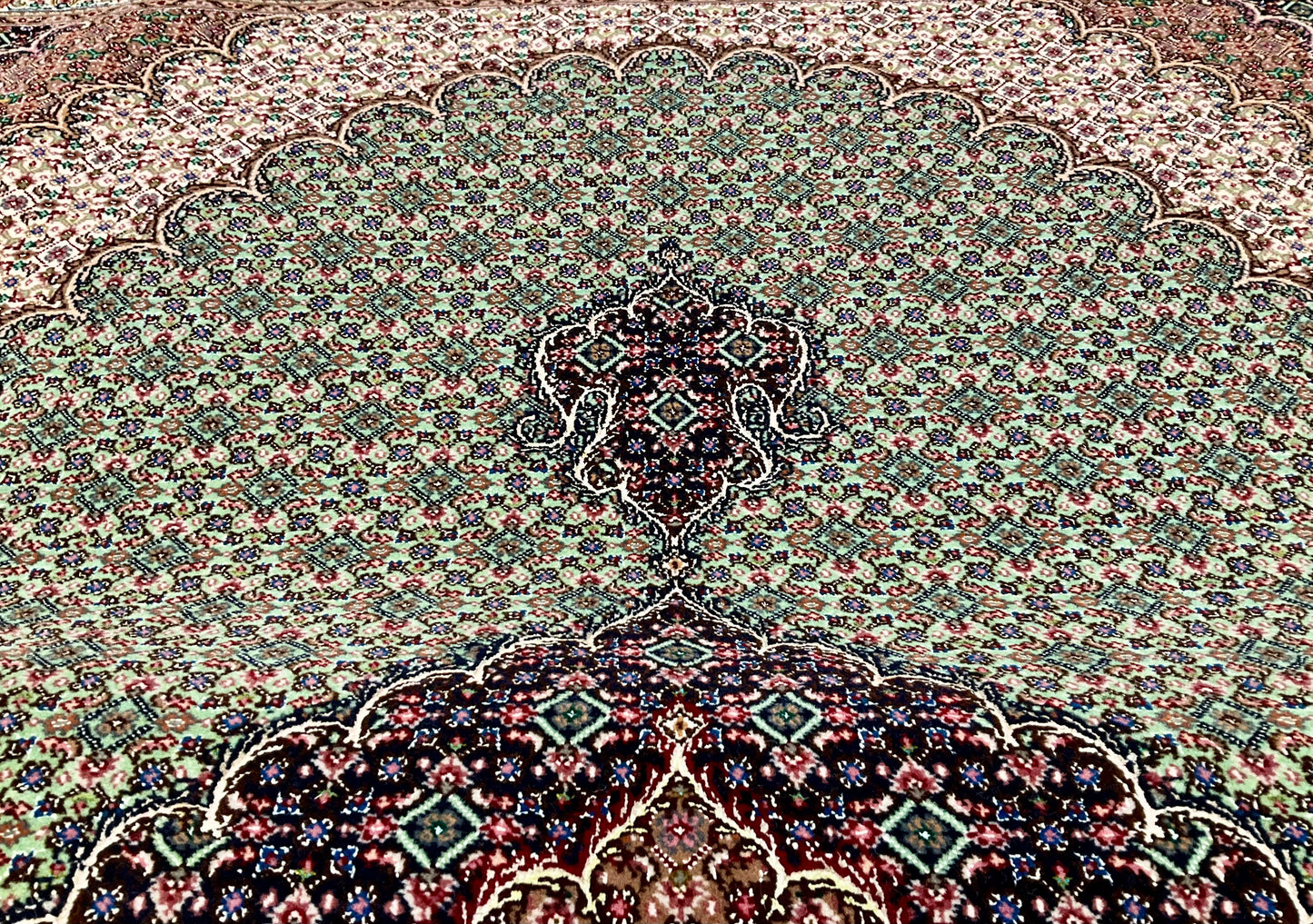 タブリーズ  アブドラーヒ工房 216cm x 155cm PS10362