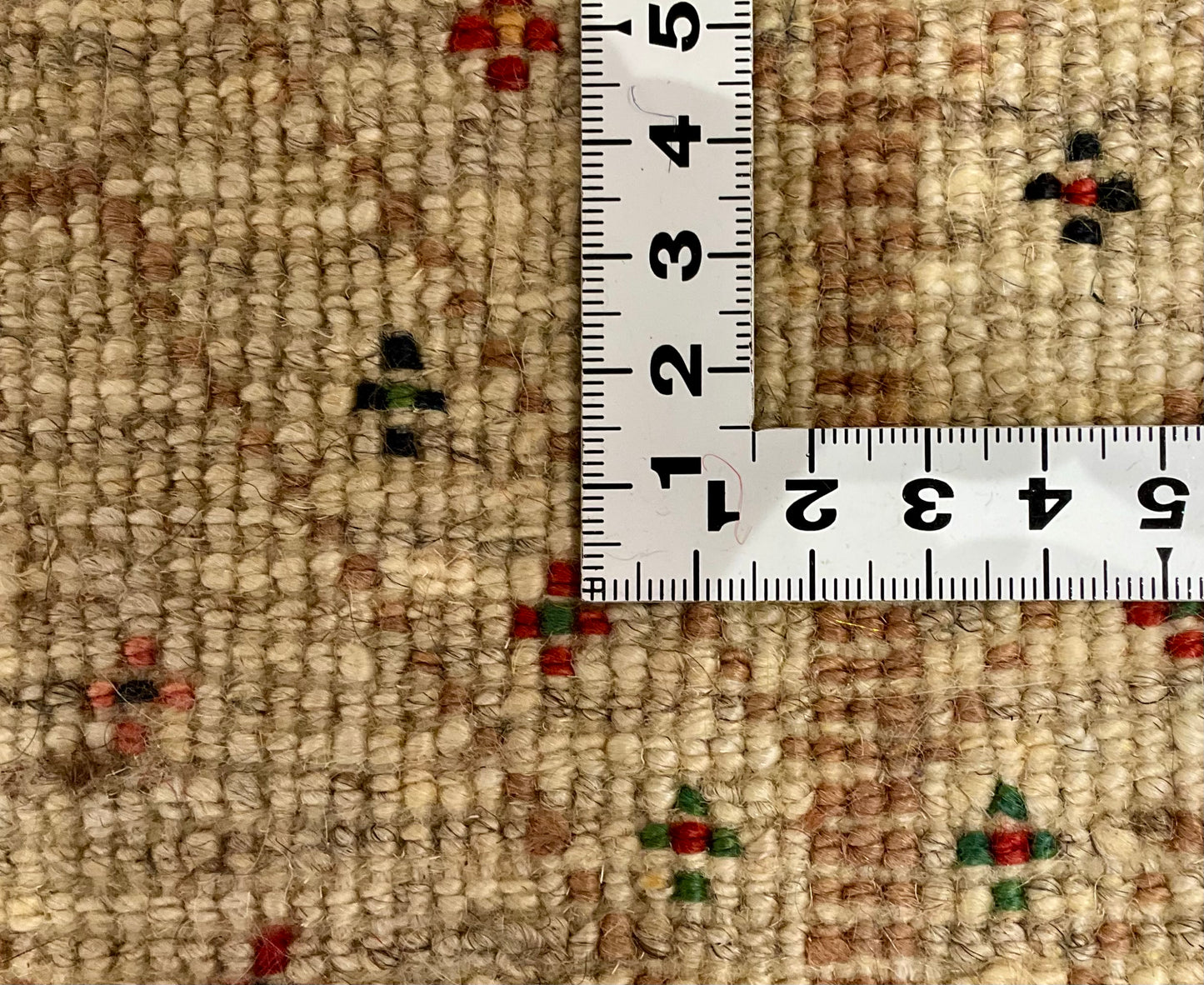 ギャッベ 43cm x 41cm Z1812