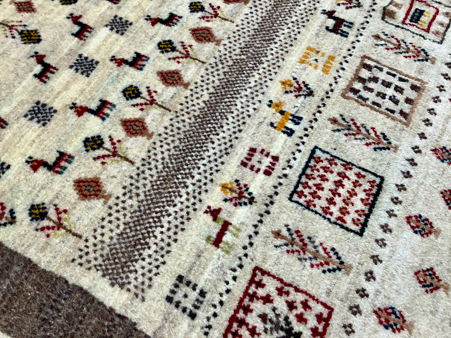 【オンライン限定】ギャッベ アマレバフト 120cm x 75cm RJ2503