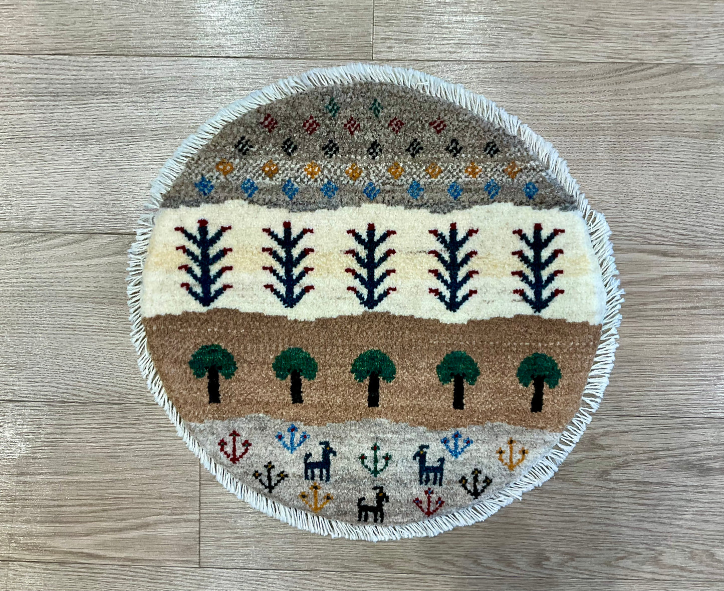 ギャッベ アマレバフト 41cm x 39cm T4843