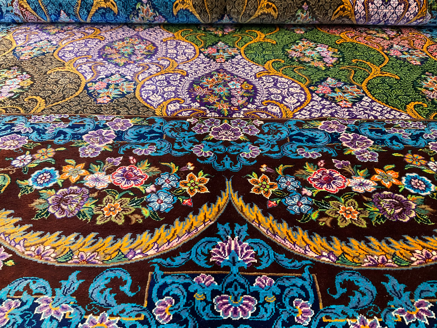クム ジャムシード工房 210cm x 136cm A22451