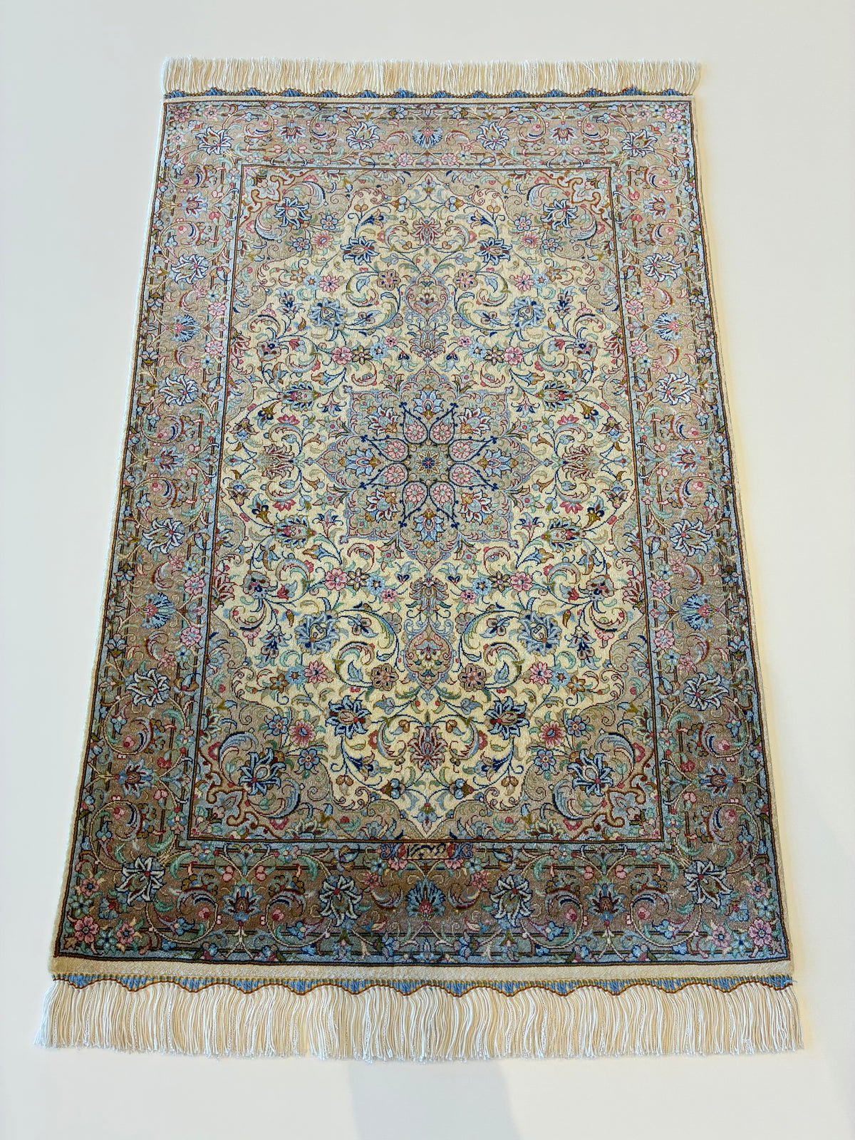 【千葉店】カシャーンシルク アルシャディ工房 92cm x 60cm NT11325
