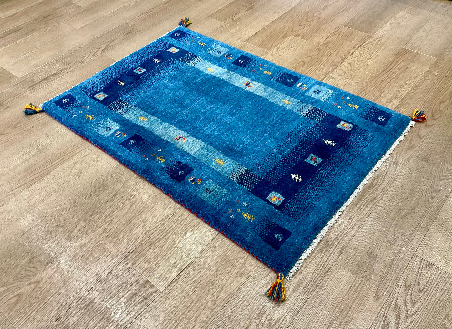 ギャッベ 118cm x 83cm RJ11782