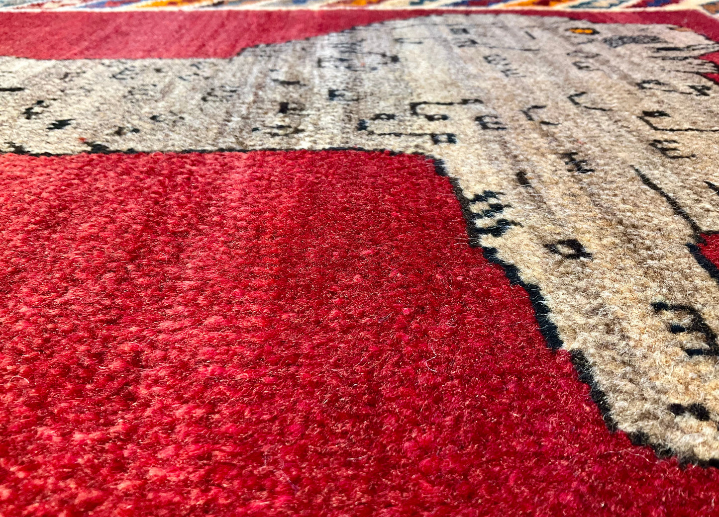 シラーズ 97cm x 65cm RJ13543