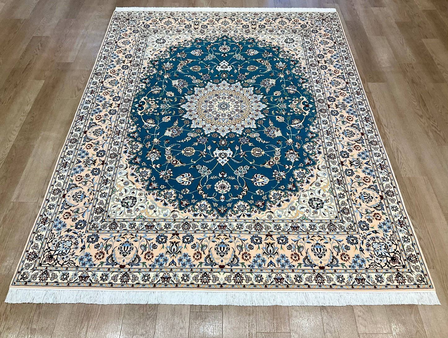 ナインシシラ ハビビアン工房 270cm x 207cm PS8622