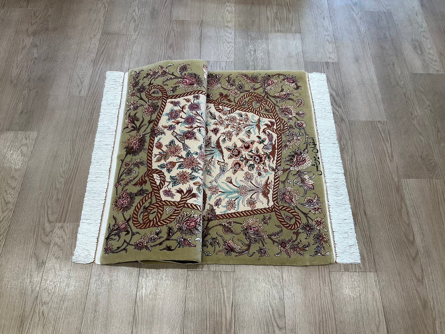 イスファハン ミルシャームス工房 124cm x 85cm PS10901