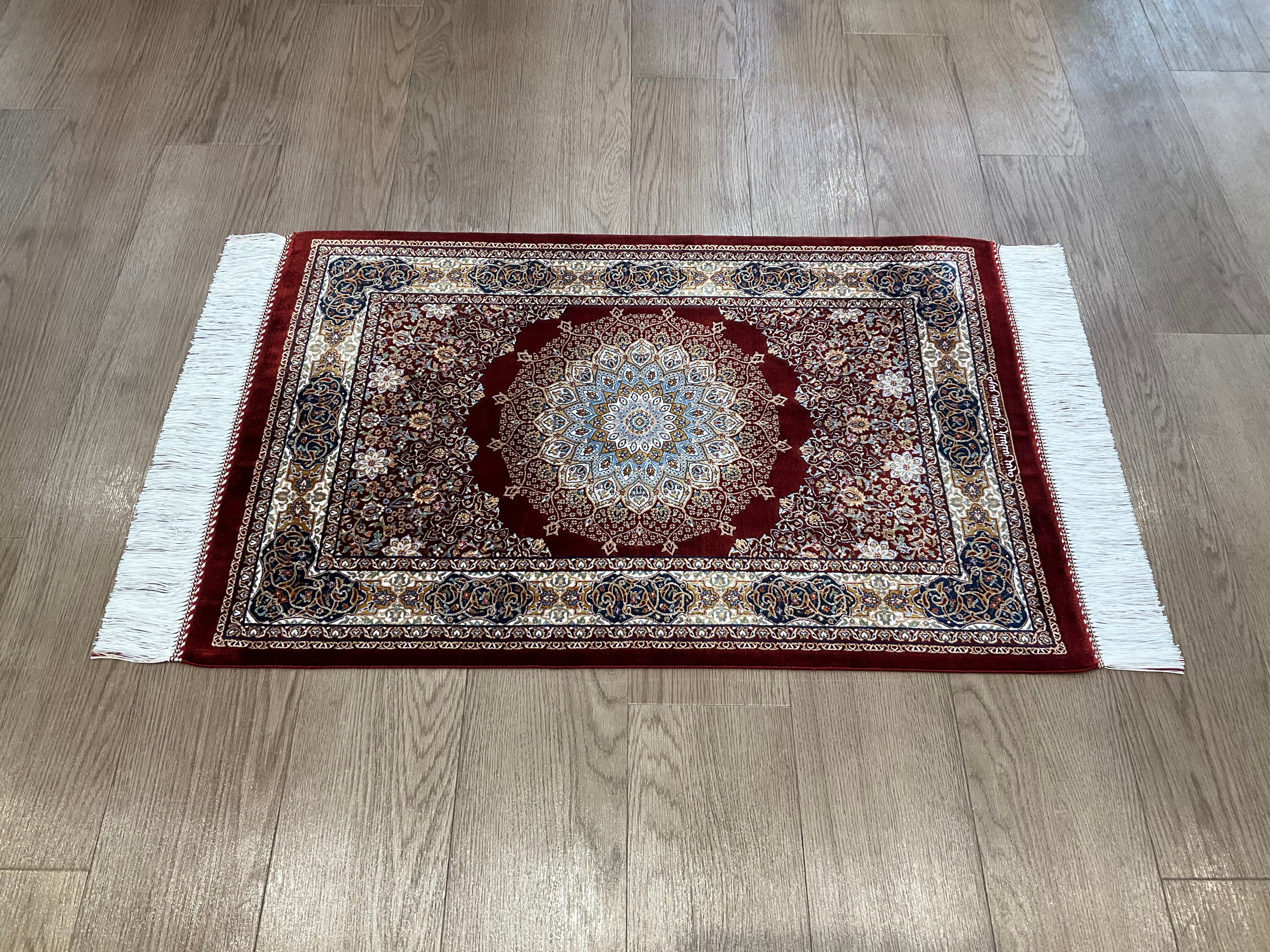 ペルシャンシルク 90cm x 60cm PS10833 – ペルシャ絨毯専門店