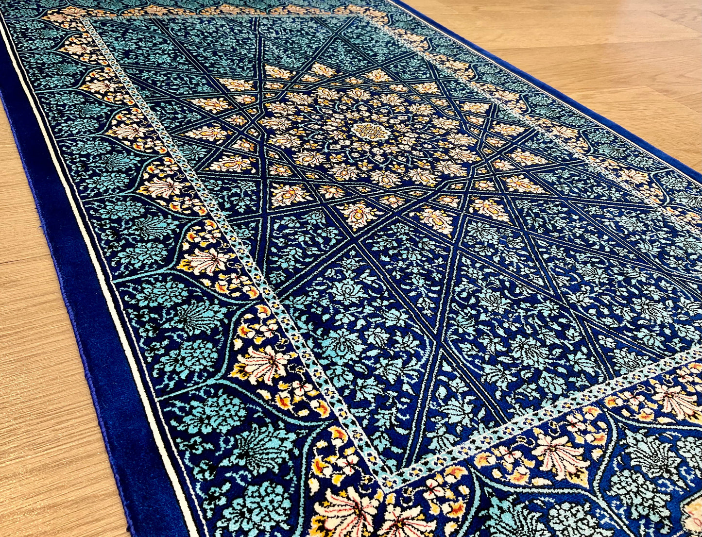 ペルシャンシルク 90cm x 60cm PS10742