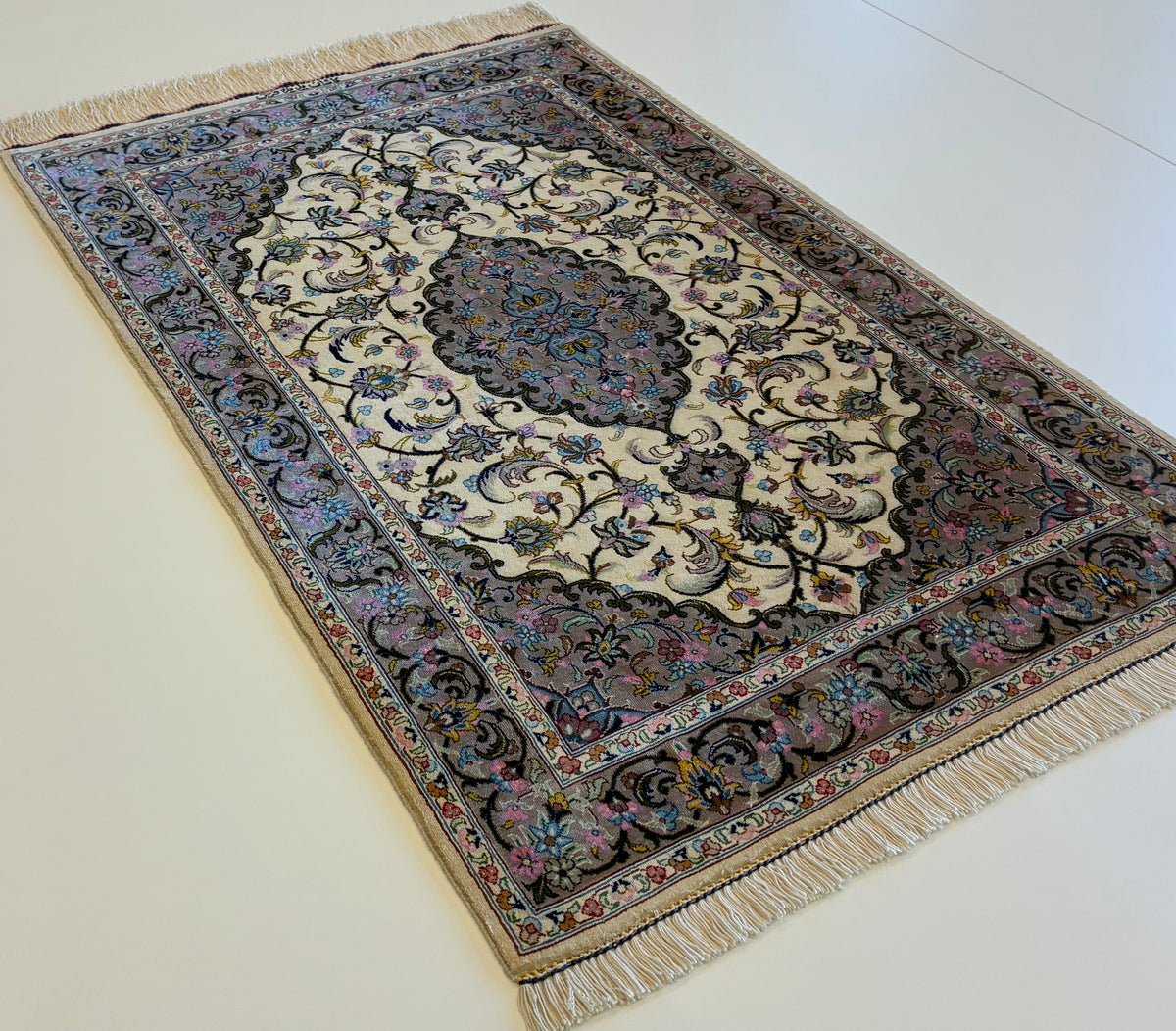 【千葉店】カシャーンシルク パディデ工房 88cm x 60cm PS12774