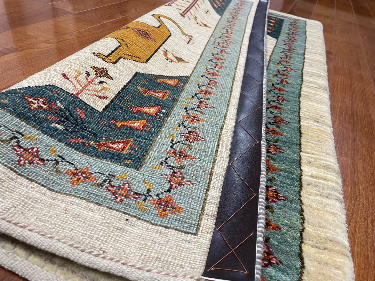 【オンライン限定】カシュクリギャッベ 125cm x 81cm RJ17288