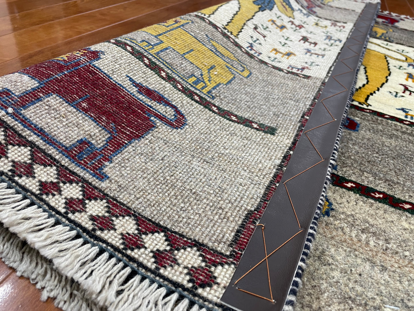 【オンライン限定】ギャッベ アマレバフト 130cm x 85cm RJ12678