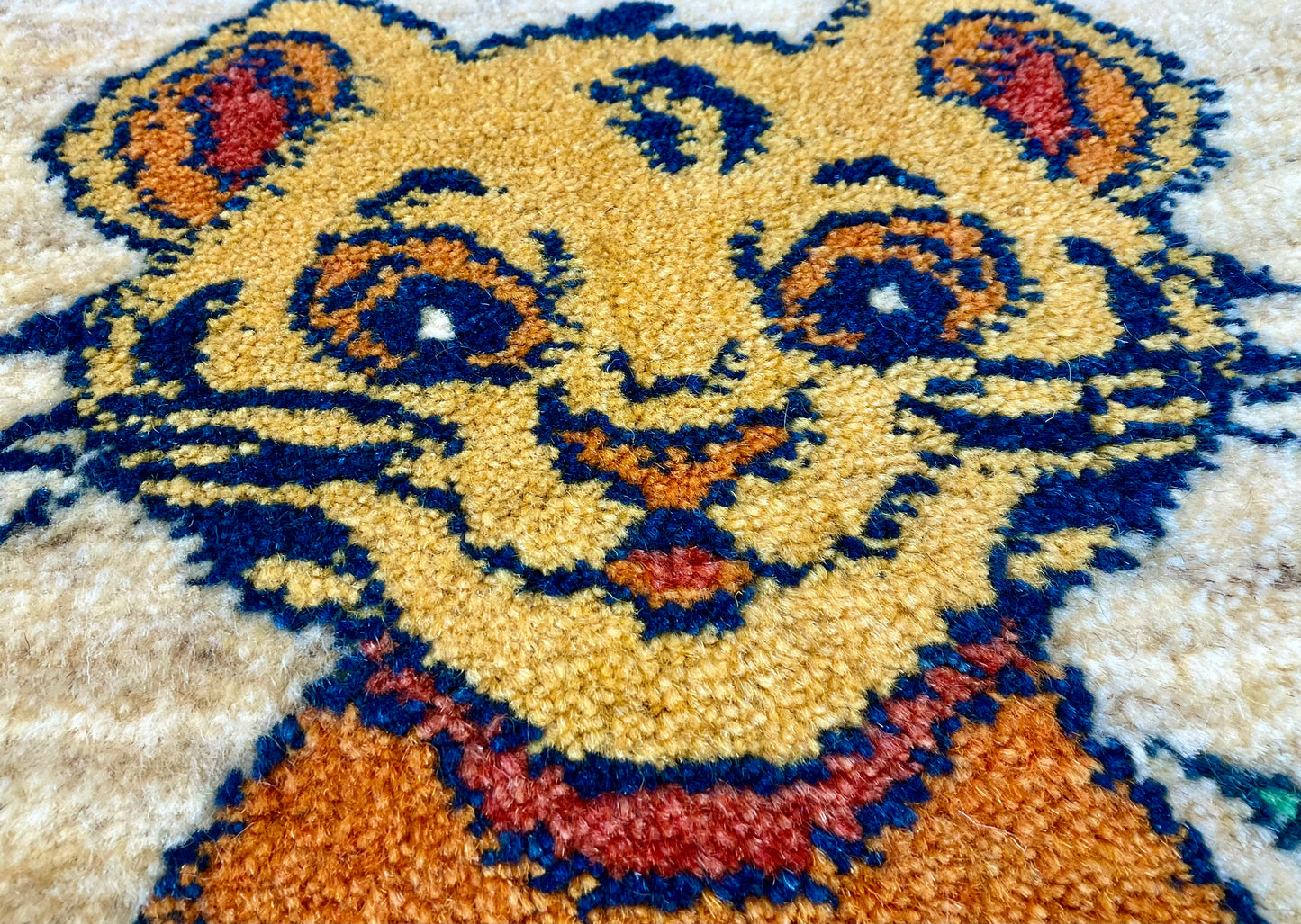 ギャッベ 41cm x 42cm T7589