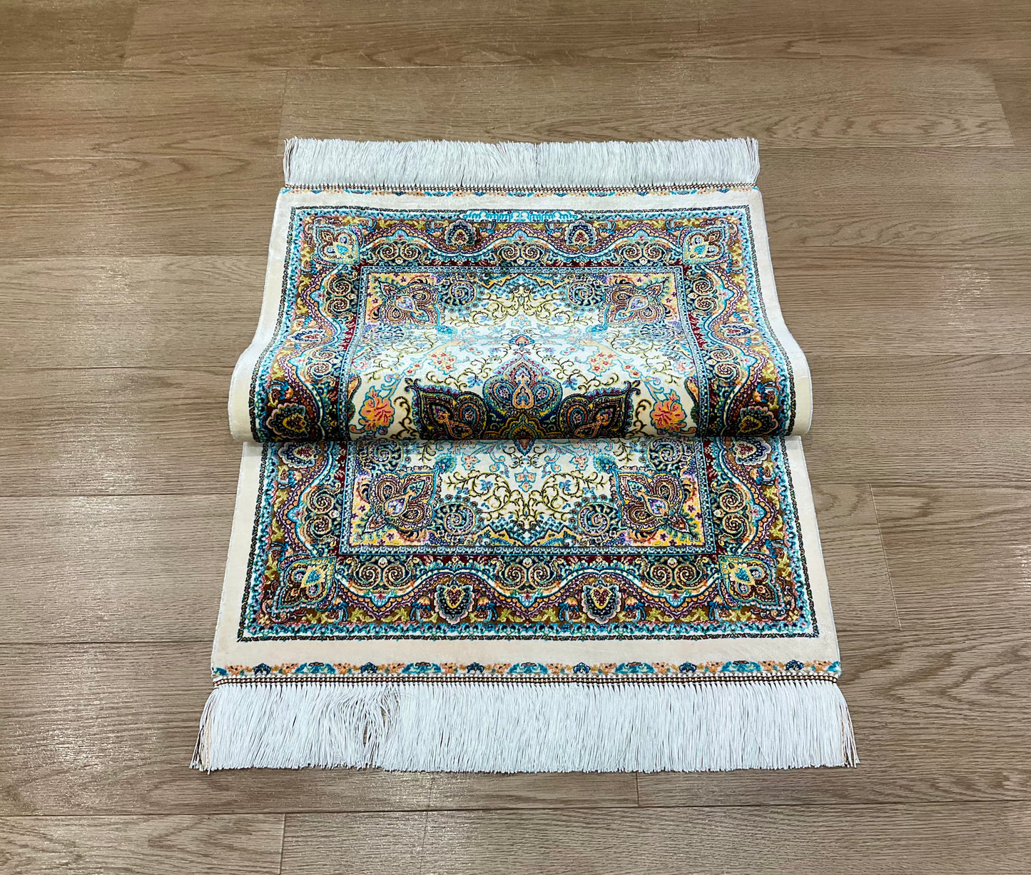 ペルシャンシルク 90cm x 60cm PS10809