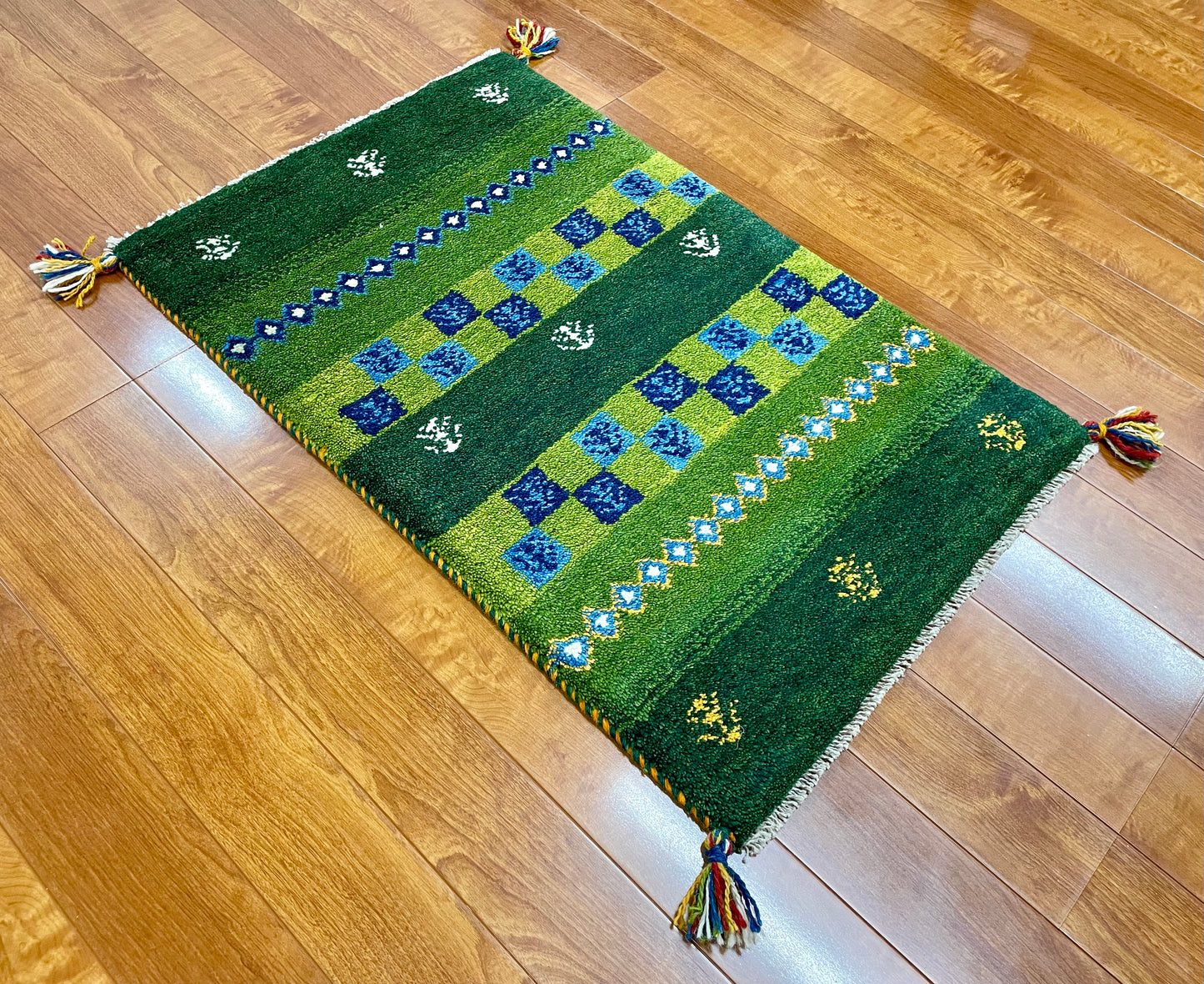 【オンライン限定】ギャッベ 85cm x 60cm RD11685