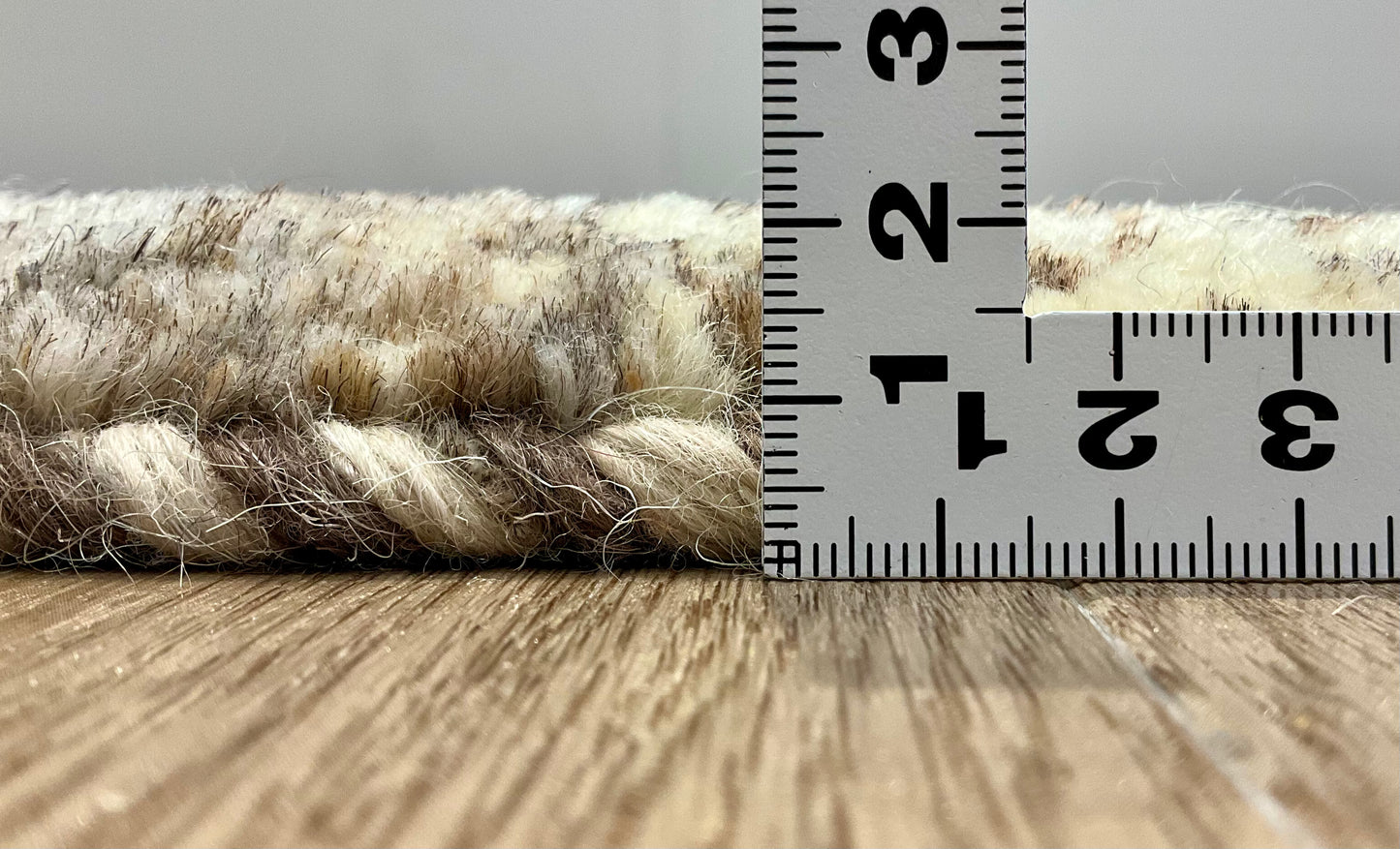 ギャッベ 41cm x 40cm T2075