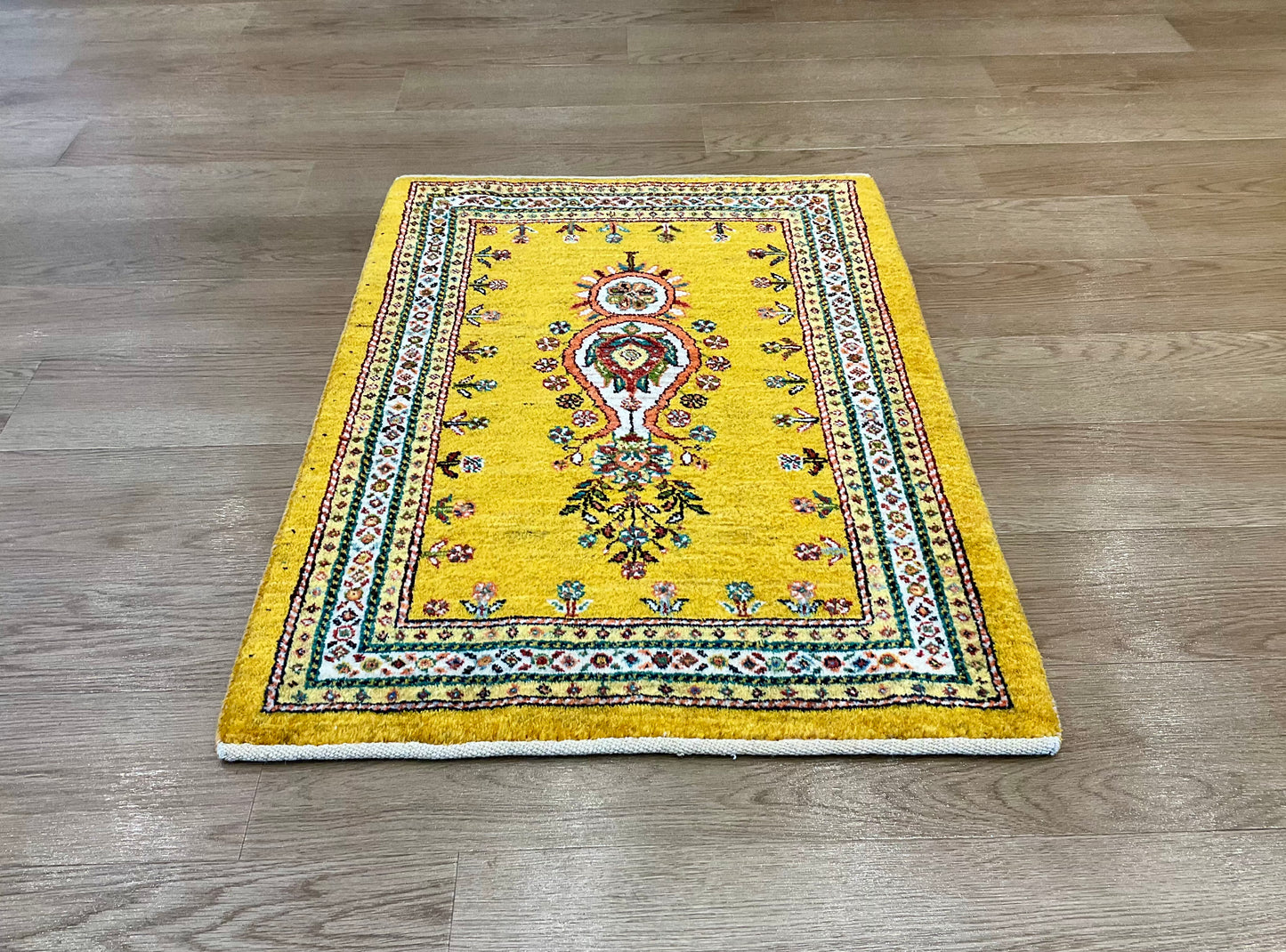 カシュクリギャッベ 89cm x64cm RJ16084