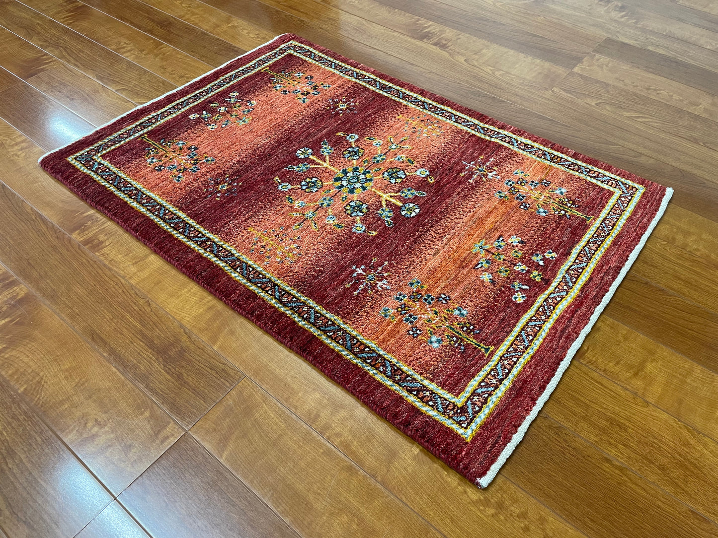 【オンライン限定】カシュクリギャッベ 93cm x 65cm RJ17292