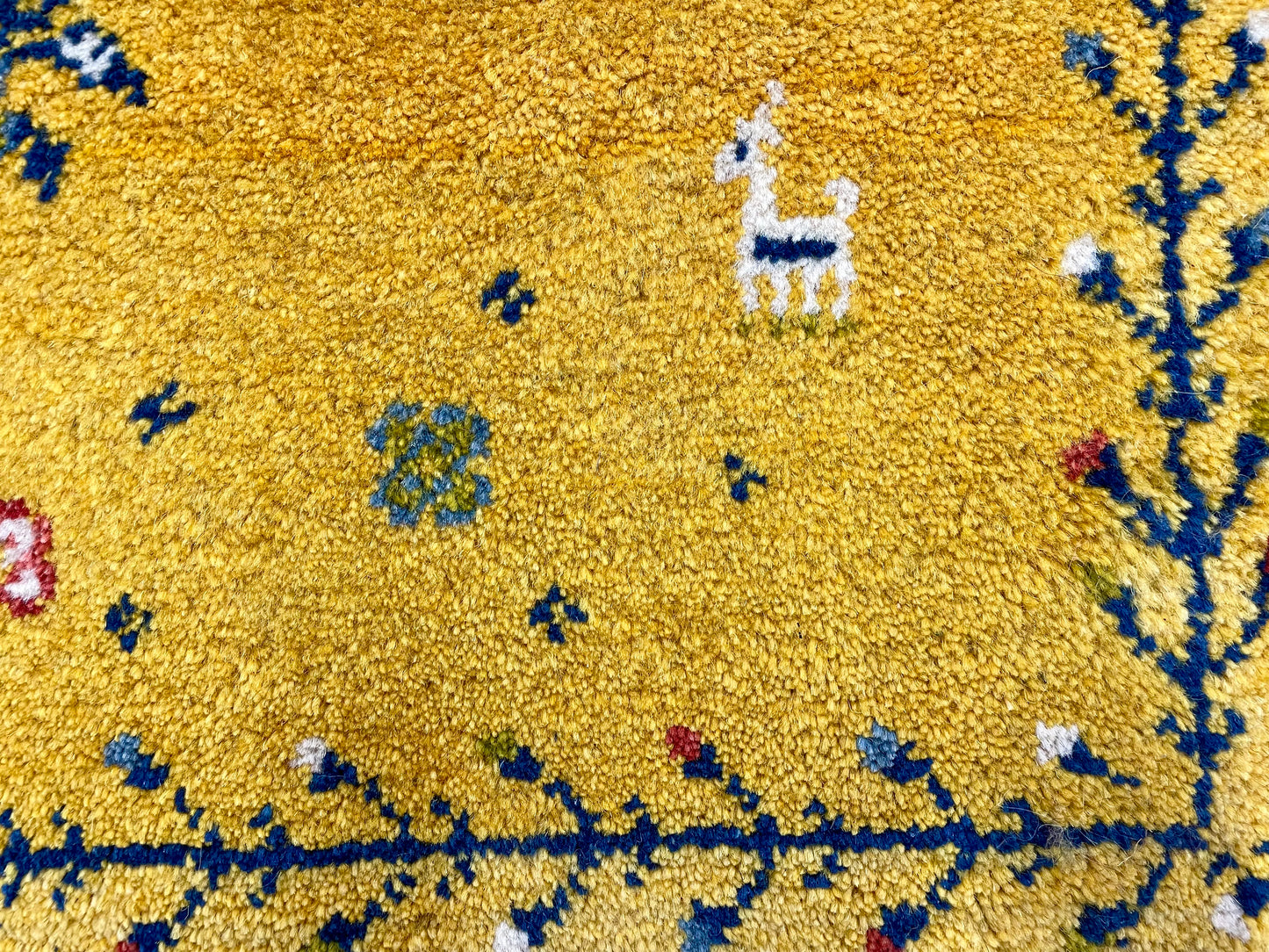 【オンライン限定】ギャッベ 117cm x 83cm RJ11772