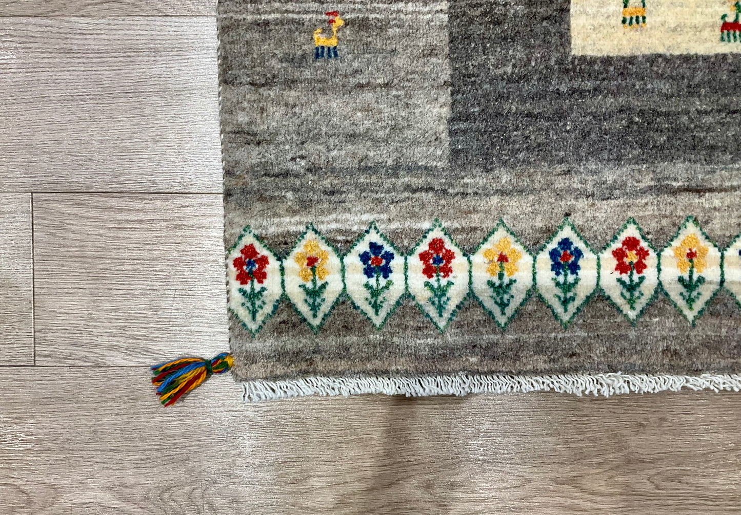 カシュクリギャッベ  210cm x 156cm RJ13172