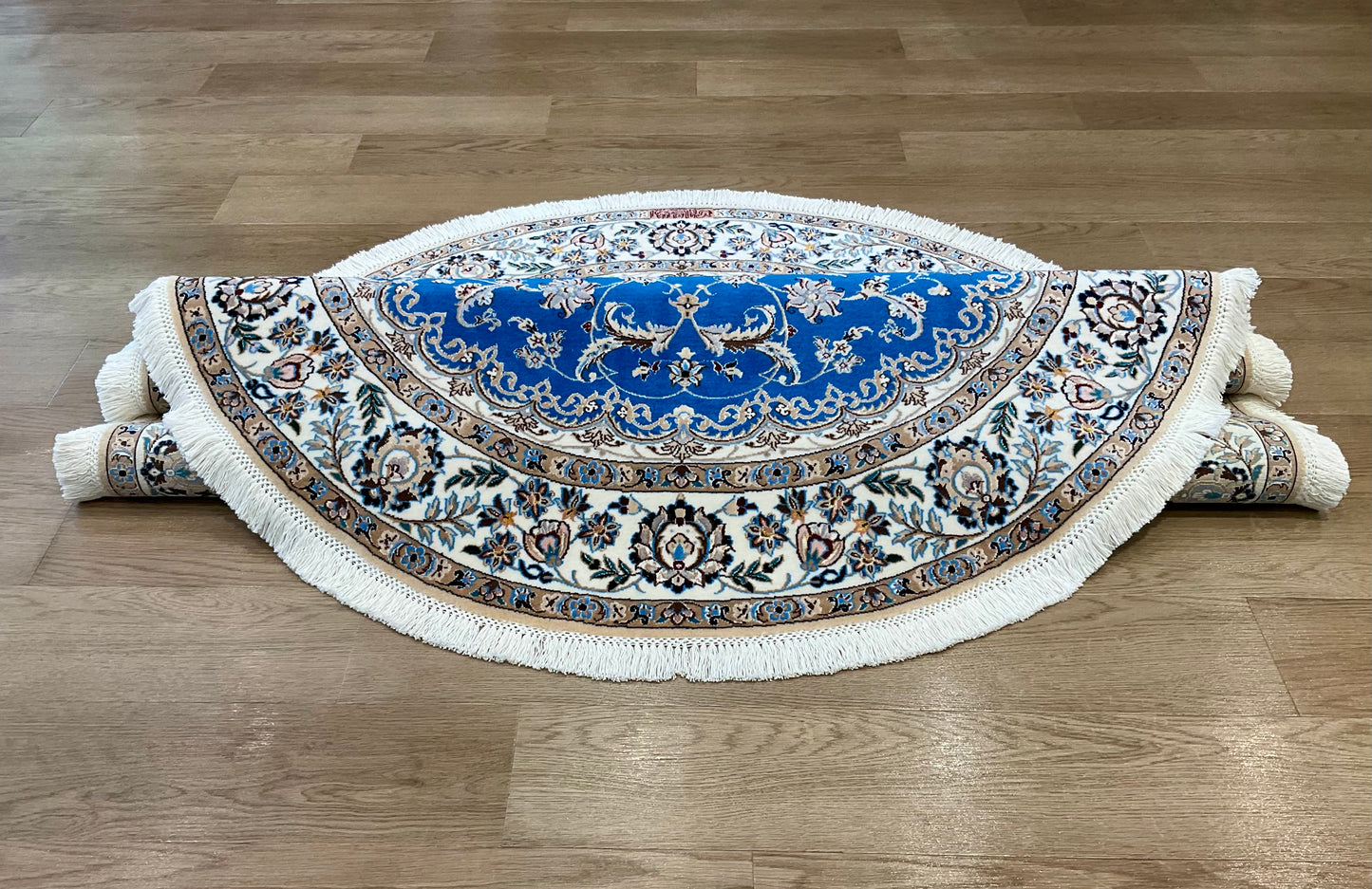 ナイン シシラ ハビビアン工房210cm x 132cm PS1172