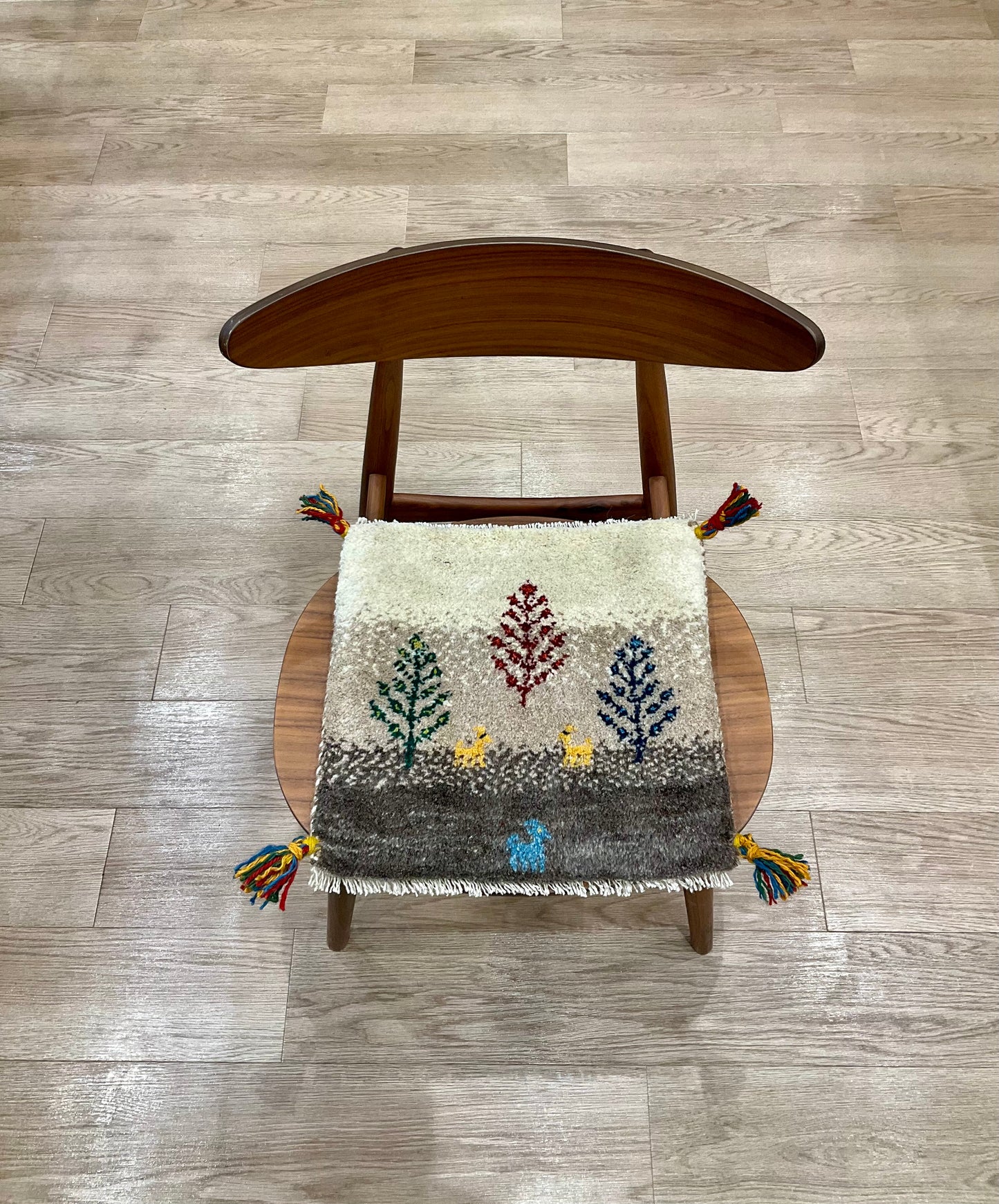 ギャッベ 38cm x 38cm Z145