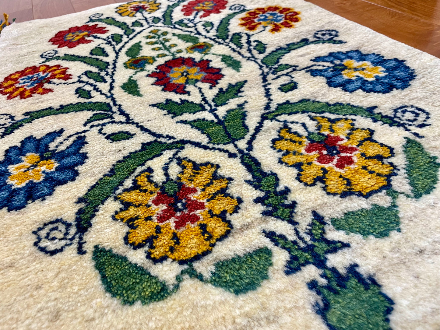 【オンライン限定】ギャッベ 90cm x 60cm RJ14154