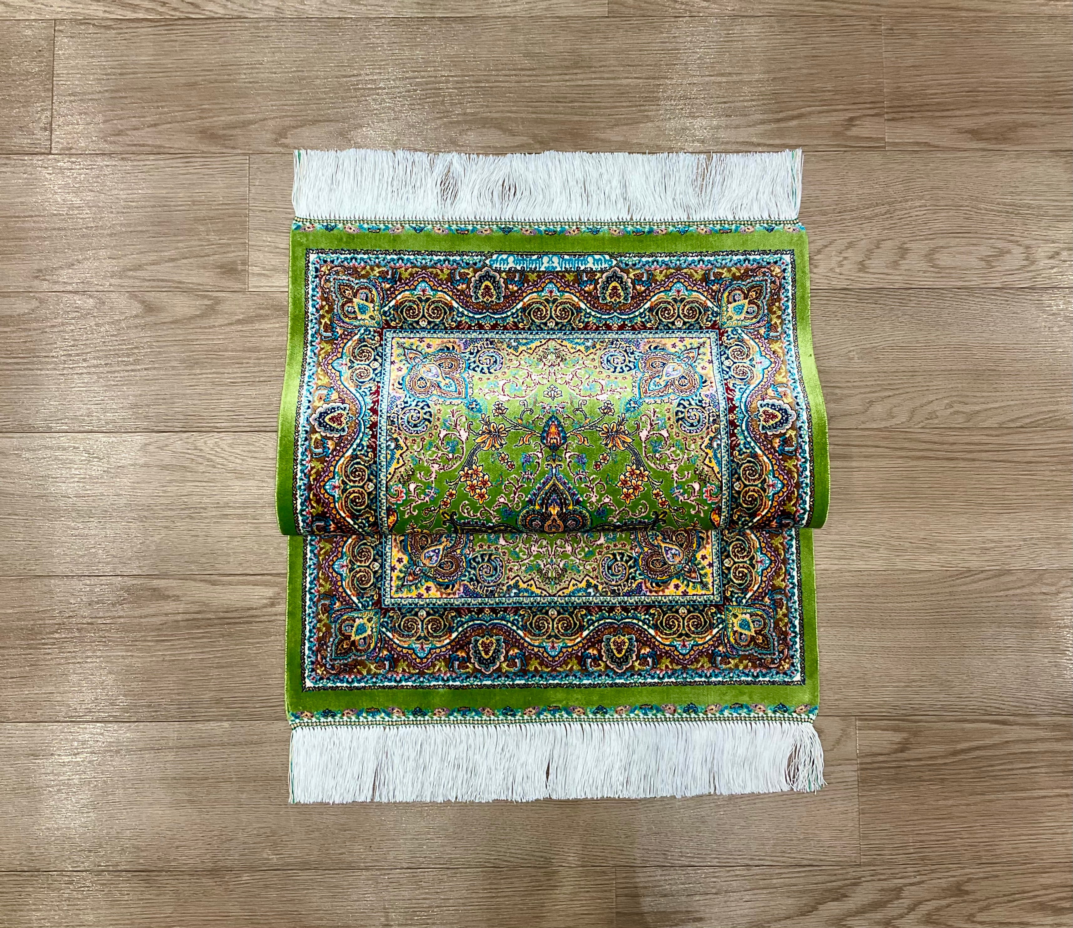 ペルシャンシルク 90cm x 60cm PS10826 – ペルシャ絨毯専門店