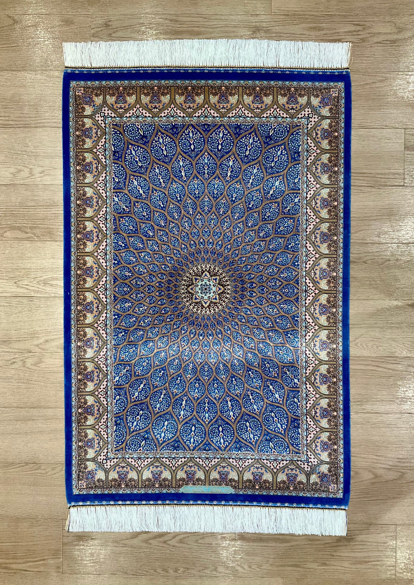 ペルシャンシルク 120cm x 80cm PS5018